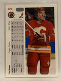 #221 Tim Hunter Calgary Flames 1991-92 Upper Deck Hockey Card  NHL