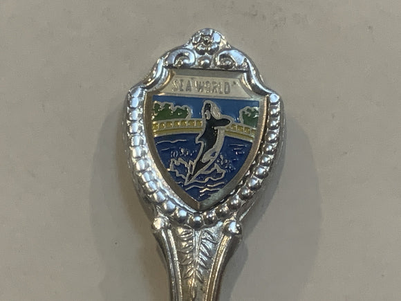 Seaworld Orca Killer Whale Collectable Souvenir Spoon EZ