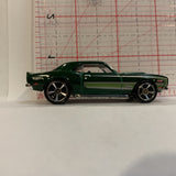 Green '68 COPC Camaro ©2010 Hot Wheels Diecast Car EQ