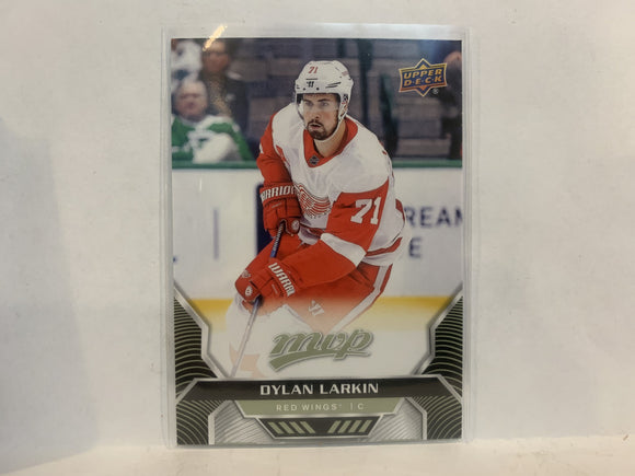 #5 Dylan Larkin Detroit Red Wings 2020-21 Upper Deck MVP Hockey Card MF