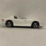 White 1997 Dodge Viper RT/10 01692009 Maisto Diecast Car FD