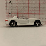 White 1997 Dodge Viper RT/10 01692009 Maisto Diecast Car FD