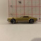 Golden CCM Country Club Muscle ©2006 Hot Wheels Diecast Car FD