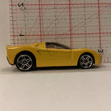 Yellow 40 Somethin ©2001 Hot Wheels Diecast Car FE