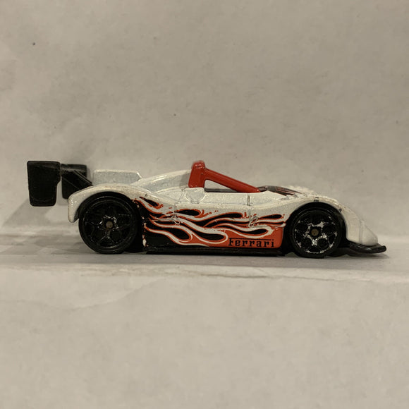 White Ferrari 333 SP ©1999 Hot Wheels Diecast Car FG