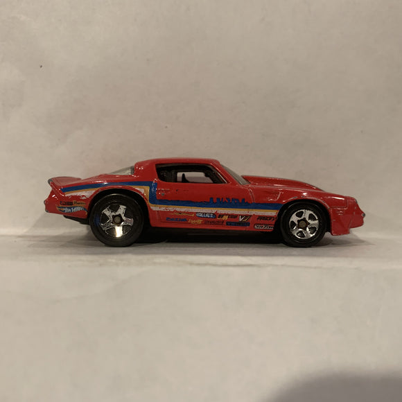 Red V5331 ©2011 Hot Wheels Diecast Car FG