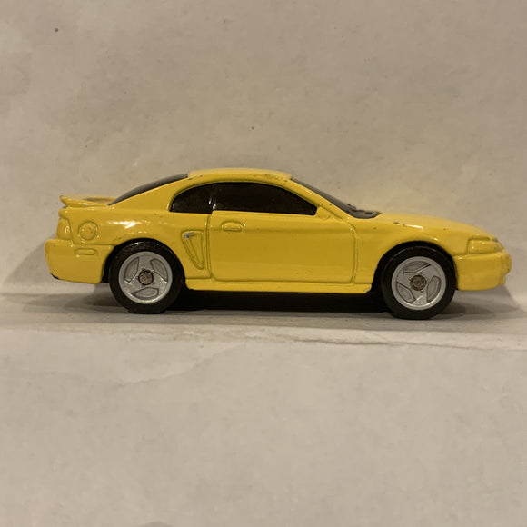 Yellow '99 Mustang  Maisto Diecast Car FJ