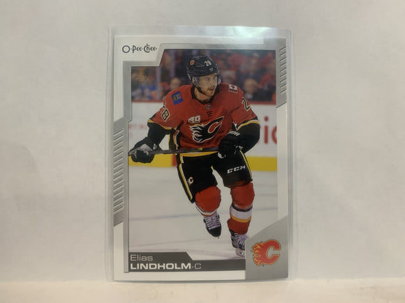 #182 Elias Lindholm Calgary Flames 2020-21 O-PEE-CHEE Hockey Card MR