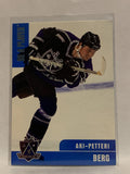 #221 Aki-Petteri Berg Los Angeles Kings 1999-00 Be a Player Hockey Card NHL