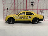 Yellow Taxi Cab MB577 E08 2002  Matchbox Diecast Car