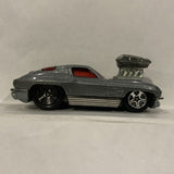 Grey '63 Corvette ©2004 Hot Wheels Diecast Car FP