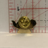 Glenn's Restaurant & Gift Shop Red Deer Alberta World's Largest Tea Pot Lapel Hat Pin