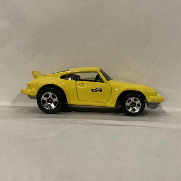 Yellow Sports Racer ©1974 Hot Wheels Diecast Car FQ