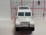 White Black Stripes '65 Land Roveer Gen II Safari FYP39 2018 R13 Matchbox Diecast Car