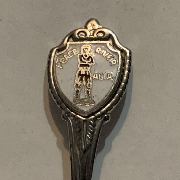Peace River Alberta 12 foot Davis Mascot Collectable Souvenir Spoon BB