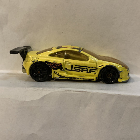 Yellow Custom Cougar ©2001 Hot Wheels AE