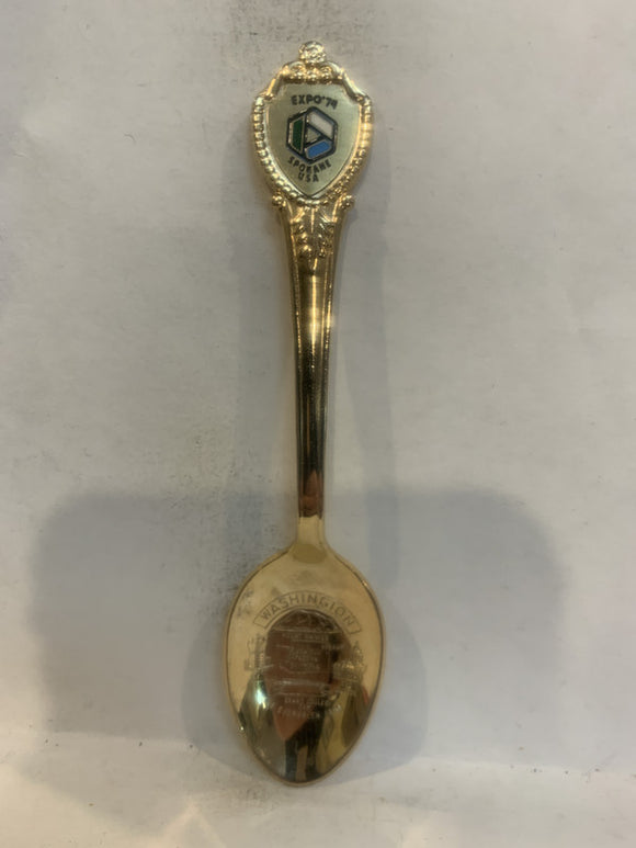 Waterton Park Alberta Crest Emblem Souvenir Spoon