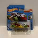 Red Draggin Tail 4/10 Street Beast 2019 FYD45 191/250 Hot Wheels Short Card