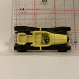 Yellow Old Fashioned  Unbranded Diecast Car GD