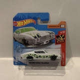 White 69 Ford Torino Talladeya 4/10 HW Flames 2019 FYF15 32/250 Hot Wheels Short Card