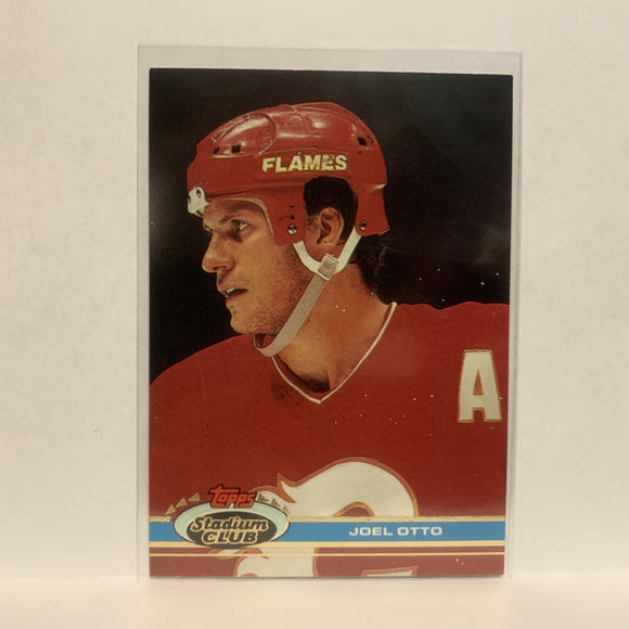 #170 Joel Otto Calgary Flames 1991-92 Topps Stadium Club Hockey Card LN