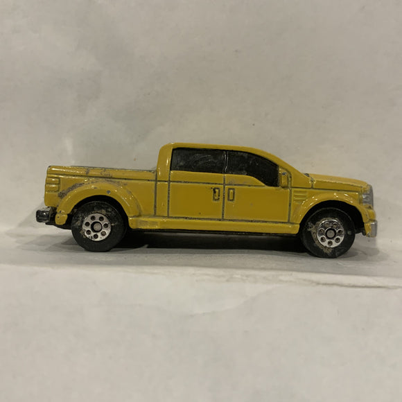 Yellow Ford Mighty F-350 Maisto Diecast Car GE