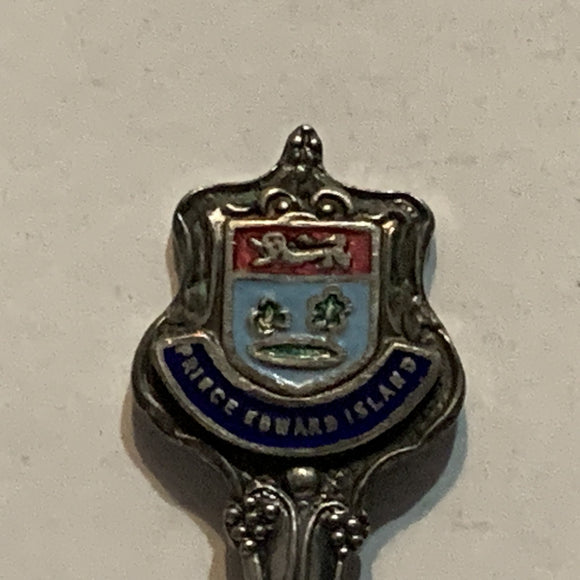 Prince Edward Island Crest Emblem Collectable Souvenir Spoon BF