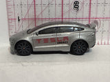 Grey Tesla Model X DTX01 L12 2016 Hot Wheels Diecast Car