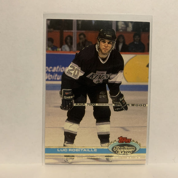 #159 Luc Robitaille Los Angeles Kings 1991-92 Topps Stadium Club Hockey Card LO