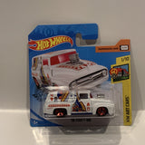 White Queen of Hearts '56 Ford F-100 1/10 HW Art Cars 2019 FYC20 187/250 Hot Wheels Short Card
