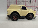 White SUV Racer  Szetoy Diecast Car