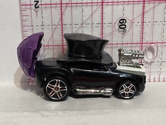 Black Pengiun BDM68 Batman H52 2013 DC Comics Hot Wheels Diecast Car