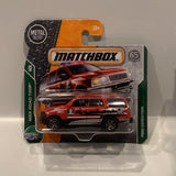 Red Ford Expedition 29/35 MBX Road Trip 2017 110/125 FHK35 Matchbox  Short Card