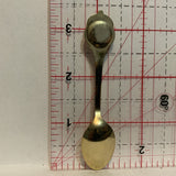 Sundre Green Maple Leaf Alberta Canada Collectable Souvenir Spoon BJ