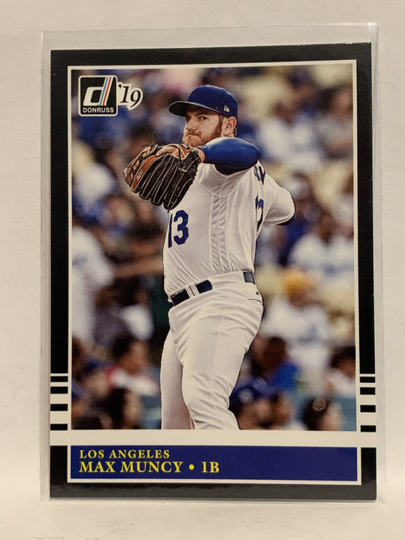 #211 Max Muncy Black Los Angeles Dodgers 2019 Donruss Baseball Card