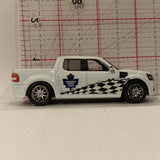 White Toronto Maple Leafs Ford SVT Adrenalin Concept NHL ©2007 Upper Deck Diecast Car GJ