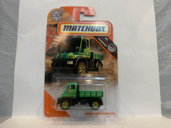 Green Delivery Mercedes-Benz Unimeg U300 2019 Matchbox New Diecast Cars AA