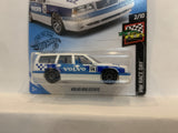 White Volvo 850 Estate HW Race Day 2018 Hot Wheels Long Card New Diecast Cars AA