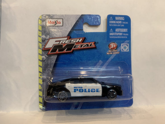 Black White Metro Police 2006 Dodge Charger 2018 Maisto Fresh Metal New Diecast Cars AA