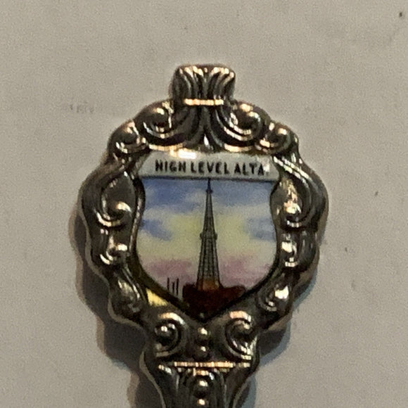 High level Alta Alberta Oil Derrick Collectable Souvenir Spoon BN