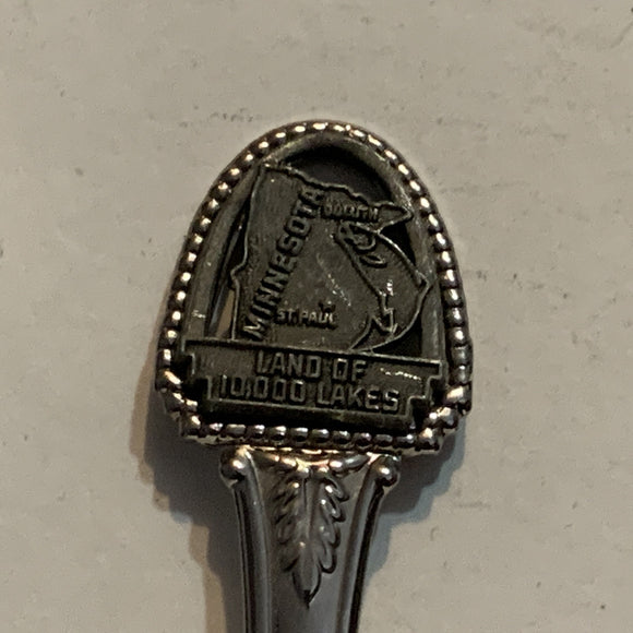 Minnesota Land of 10 000 Lakes State Collectable Souvenir Spoon BO