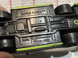 Green Super Tuned B52 2000 Hot Wheels Diecast Car