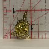 2005 Reunion Hillsdown and Valley Centre Bell Lapel Hat Pin