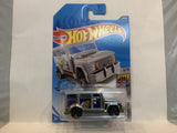 Silver HW Armored Truck HW Metro 2018 Hot Wheels Long Card New Diecast Cars AB