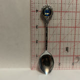Montreal Quebec Lamp Post Horse Carriage Collectable Souvenir Spoon EB