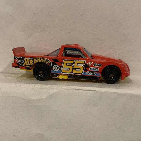 Red Circle Trucker ©2010 Hot Wheels Diecast Car BH