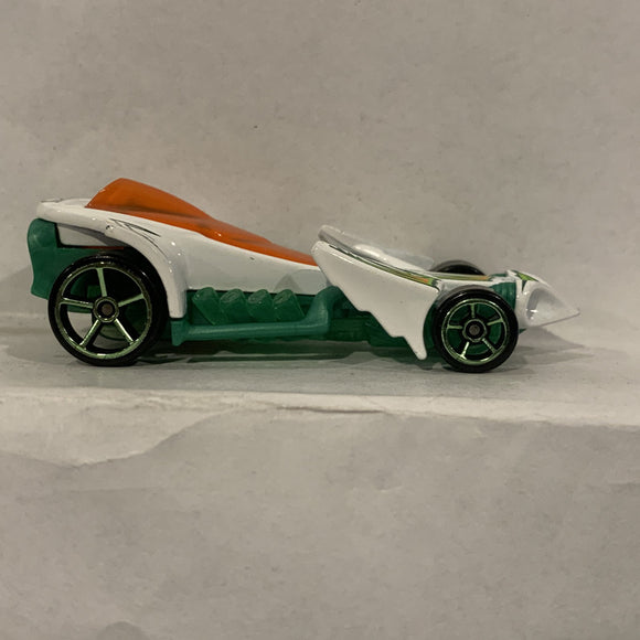 White Praying Mence Hot Wheels Diecast Car BJ