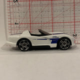 White Dodge Viper DVB06 ©2016, 1992 Hot Wheels Diecast Car BI