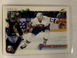 #166 Pierre Turgeon New York Islanders 1994-95 Score Hockey Card