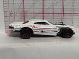 White Project Speeder BDD16 M28 2013 Hot Wheels Diecast Car